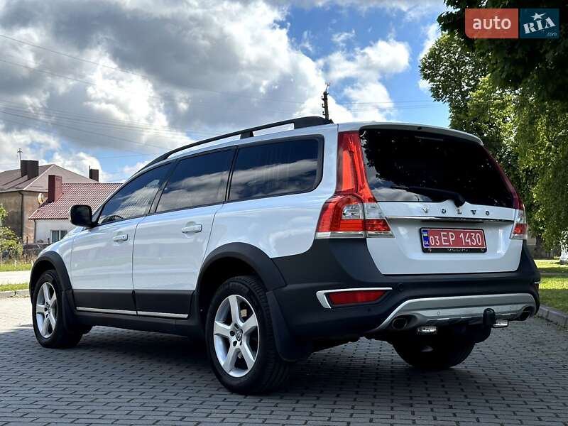 Универсал Volvo XC70 2016 в Радивилове