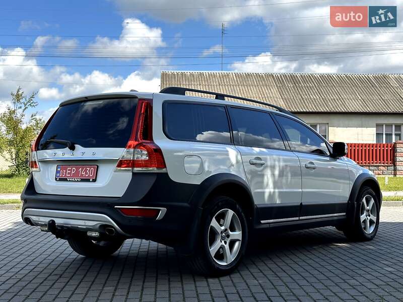 Универсал Volvo XC70 2016 в Радивилове