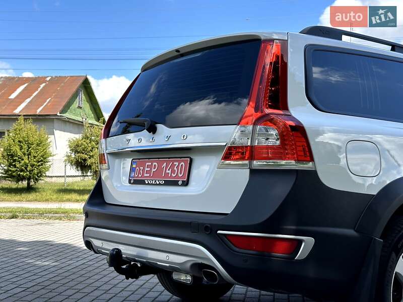 Универсал Volvo XC70 2016 в Радивилове