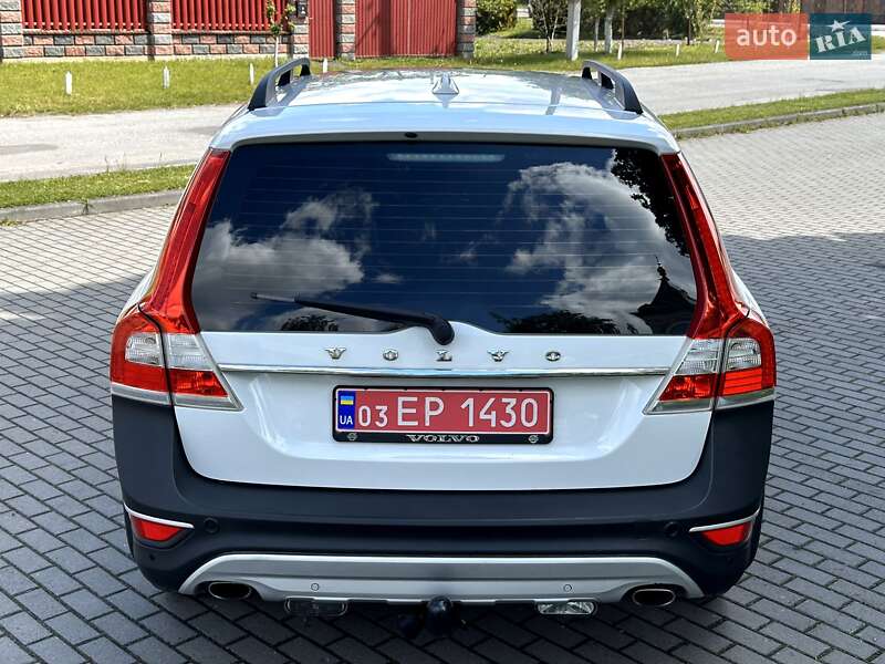 Универсал Volvo XC70 2016 в Радивилове