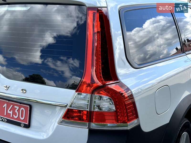 Универсал Volvo XC70 2016 в Радивилове