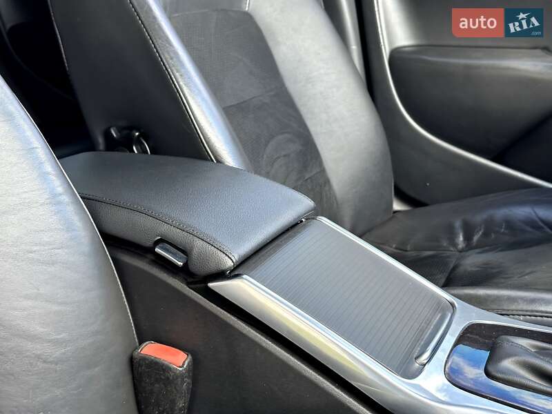 Универсал Volvo XC70 2016 в Радивилове