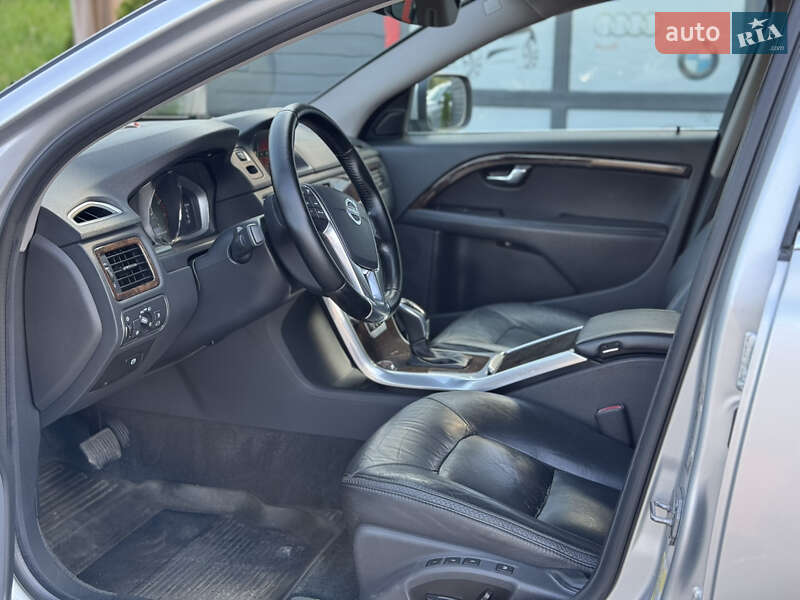 Универсал Volvo XC70 2015 в Львове фото 12 Универсал Volvo XC70 2015 в Львове