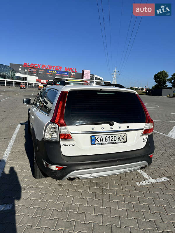 Універсал Volvo XC70 2013 в Києві