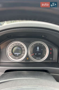 Универсал Volvo XC70 2011 в 