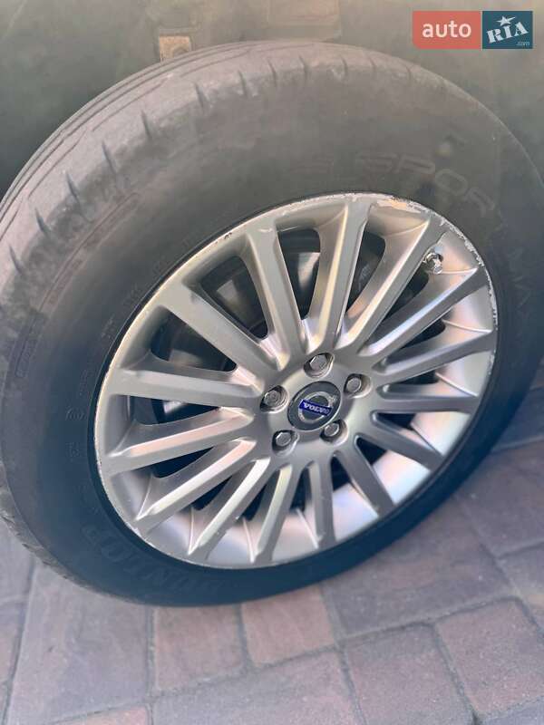Универсал Volvo XC70 2013 в Звягеле