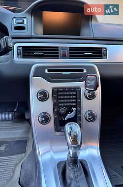 Универсал Volvo XC70 2013 в 