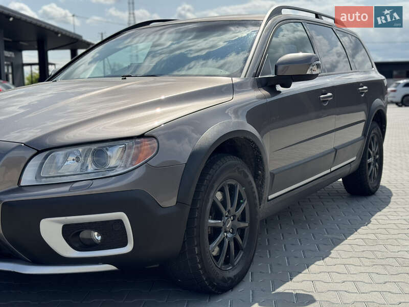 Универсал Volvo XC70 2010 в Житомире