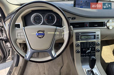 Універсал Volvo XC70 2010 в 