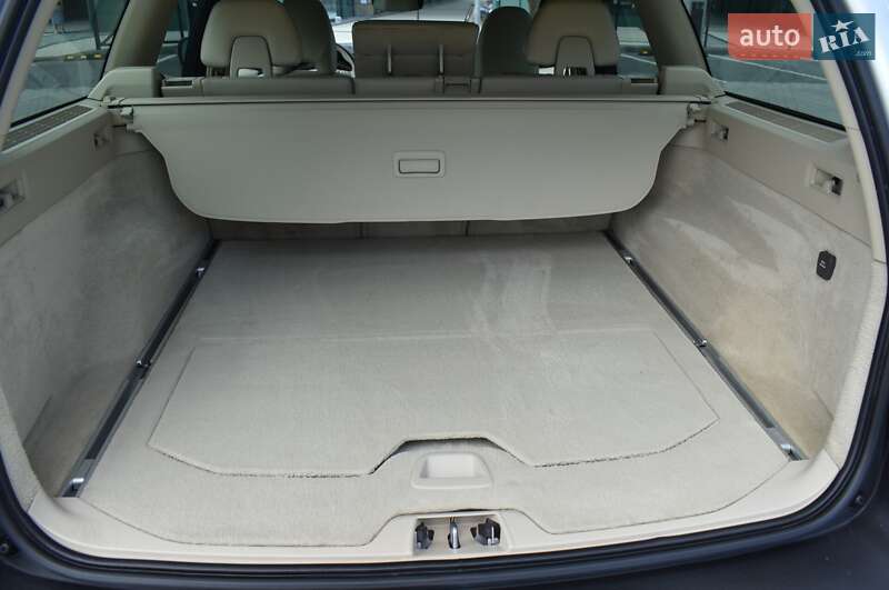 Універсал Volvo XC70 2016 в Києві