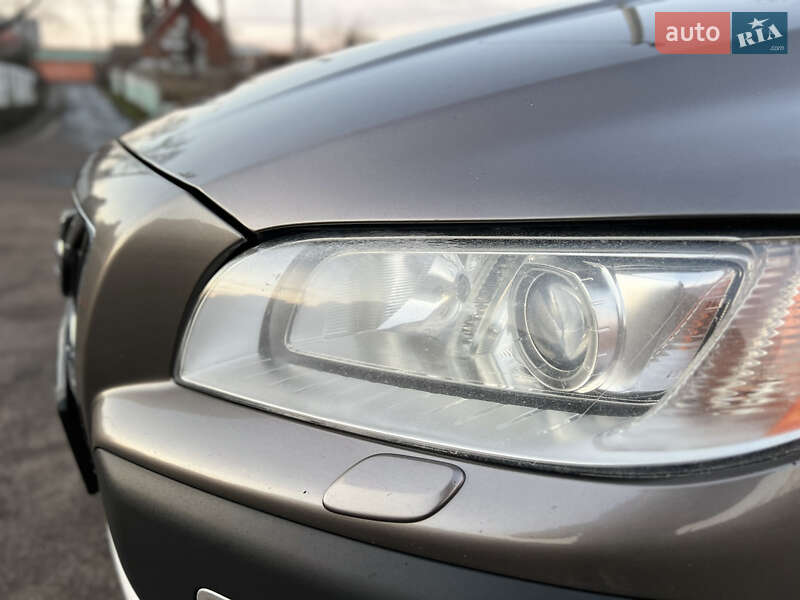 Универсал Volvo XC70 2012 в Черкассах