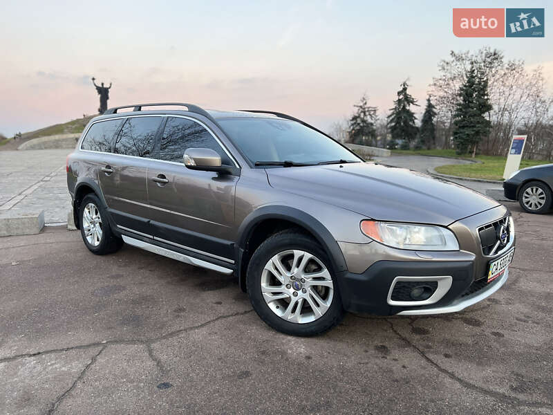 Универсал Volvo XC70 2012 в 