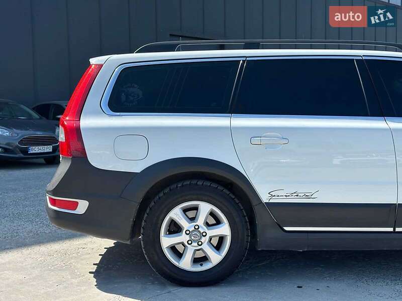 Универсал Volvo XC70 2010 в Львове