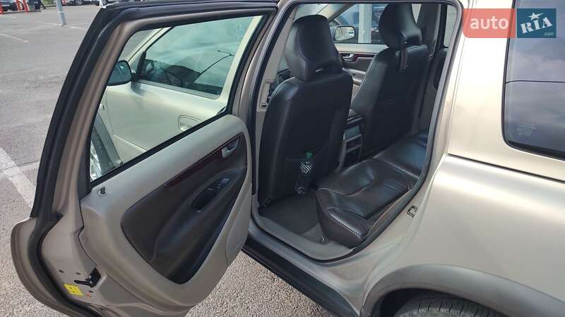 Универсал Volvo XC70 2004 в Львове