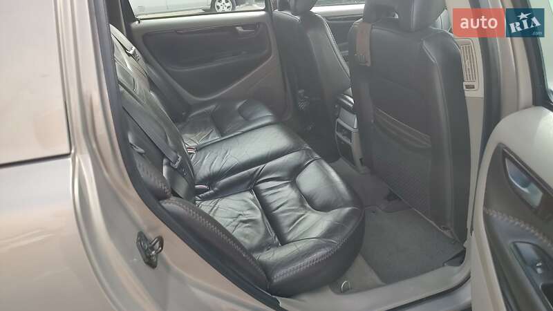 Универсал Volvo XC70 2004 в Львове