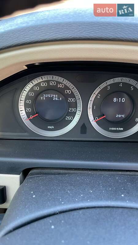 Універсал Volvo XC70 2008 в Києві