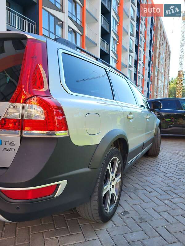 Универсал Volvo XC70 2014 в Хмельницком