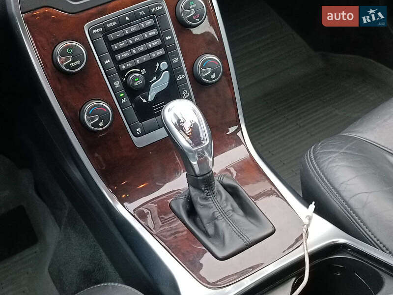 Универсал Volvo XC70 2012 в Харькове