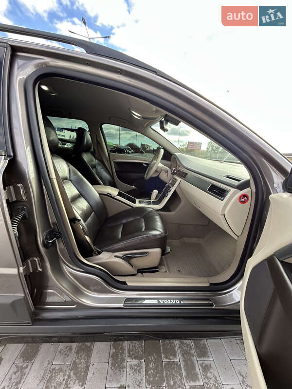 Универсал Volvo XC70 2007 в Борисполе фото 15 Универсал Volvo XC70 2007 в Борисполе