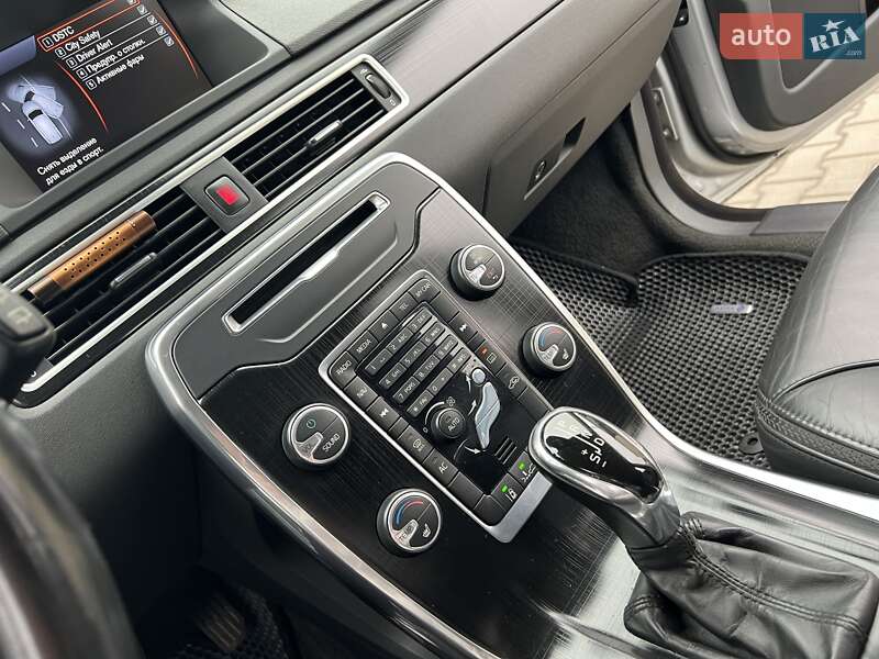 Універсал Volvo XC70 2013 в Луцьку