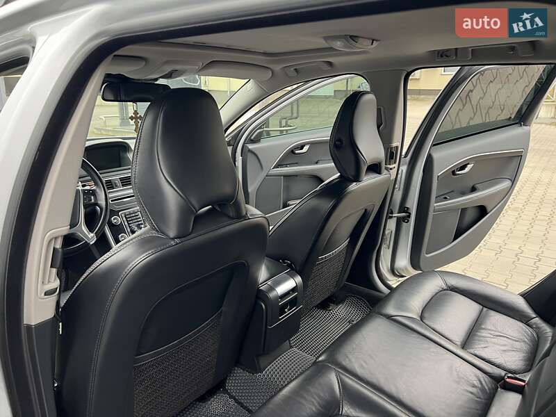 Універсал Volvo XC70 2013 в Луцьку