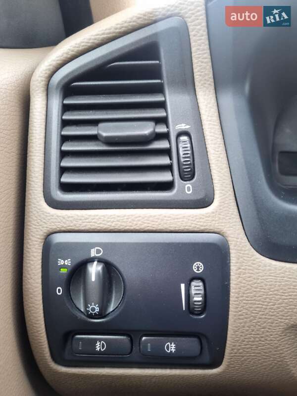 Универсал Volvo XC70 2005 в Львове