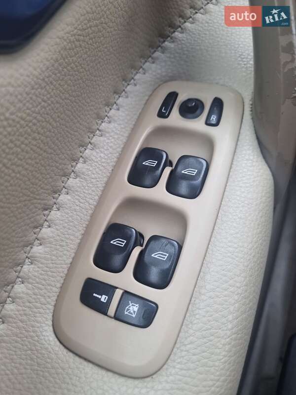 Универсал Volvo XC70 2005 в Львове