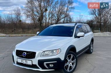 Универсал Volvo XC70 2015 в Киеве
