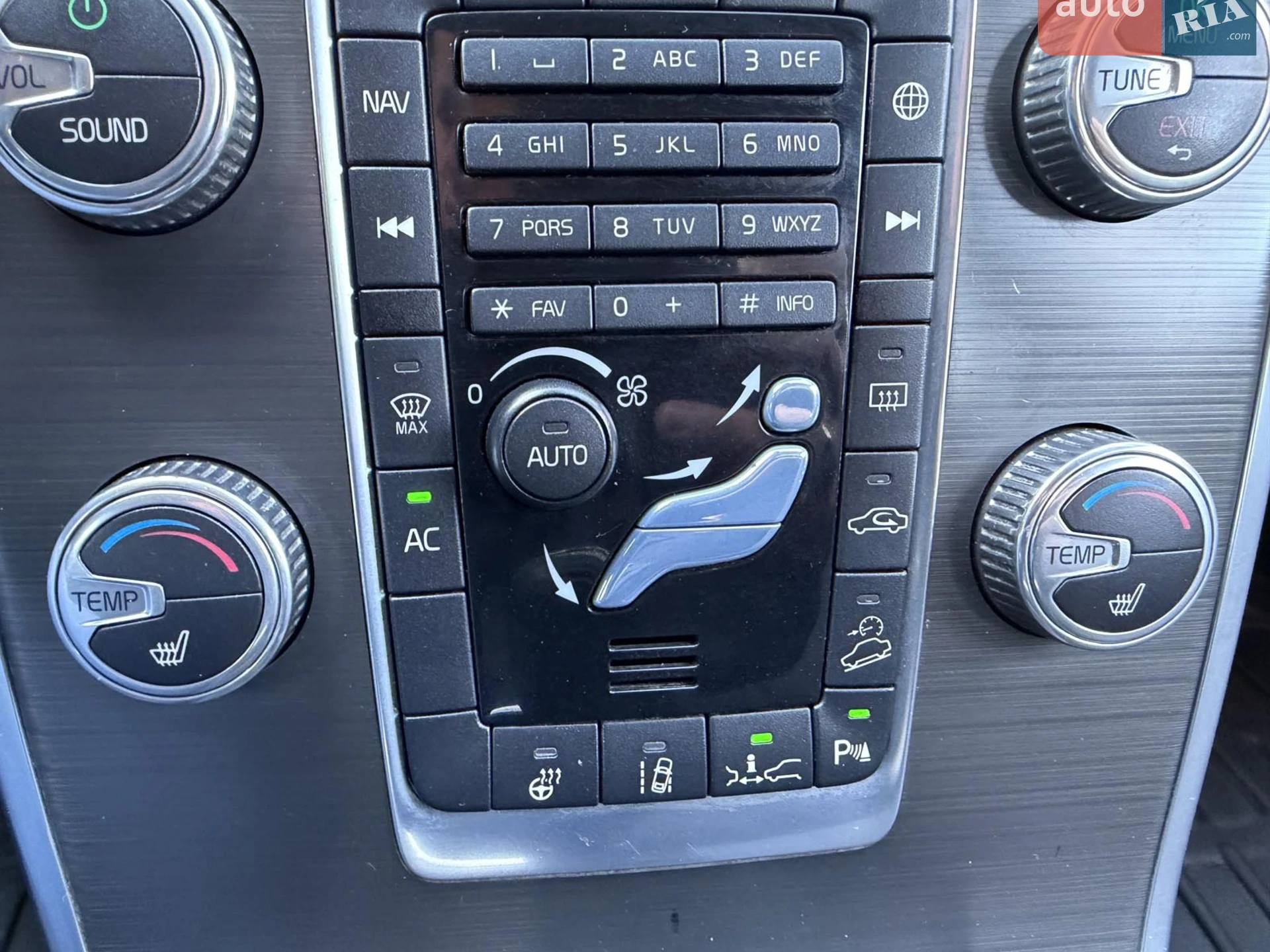 2014 Volvo XC70 - мініатюра 18