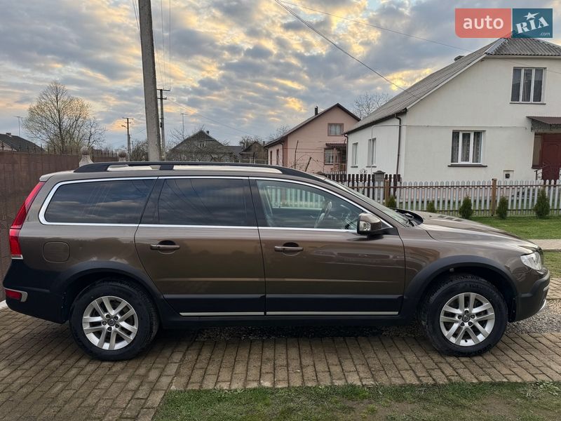 Универсал Volvo XC70 2016 в Калуше