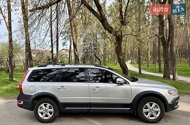 Универсал Volvo XC70 2010 в Киеве