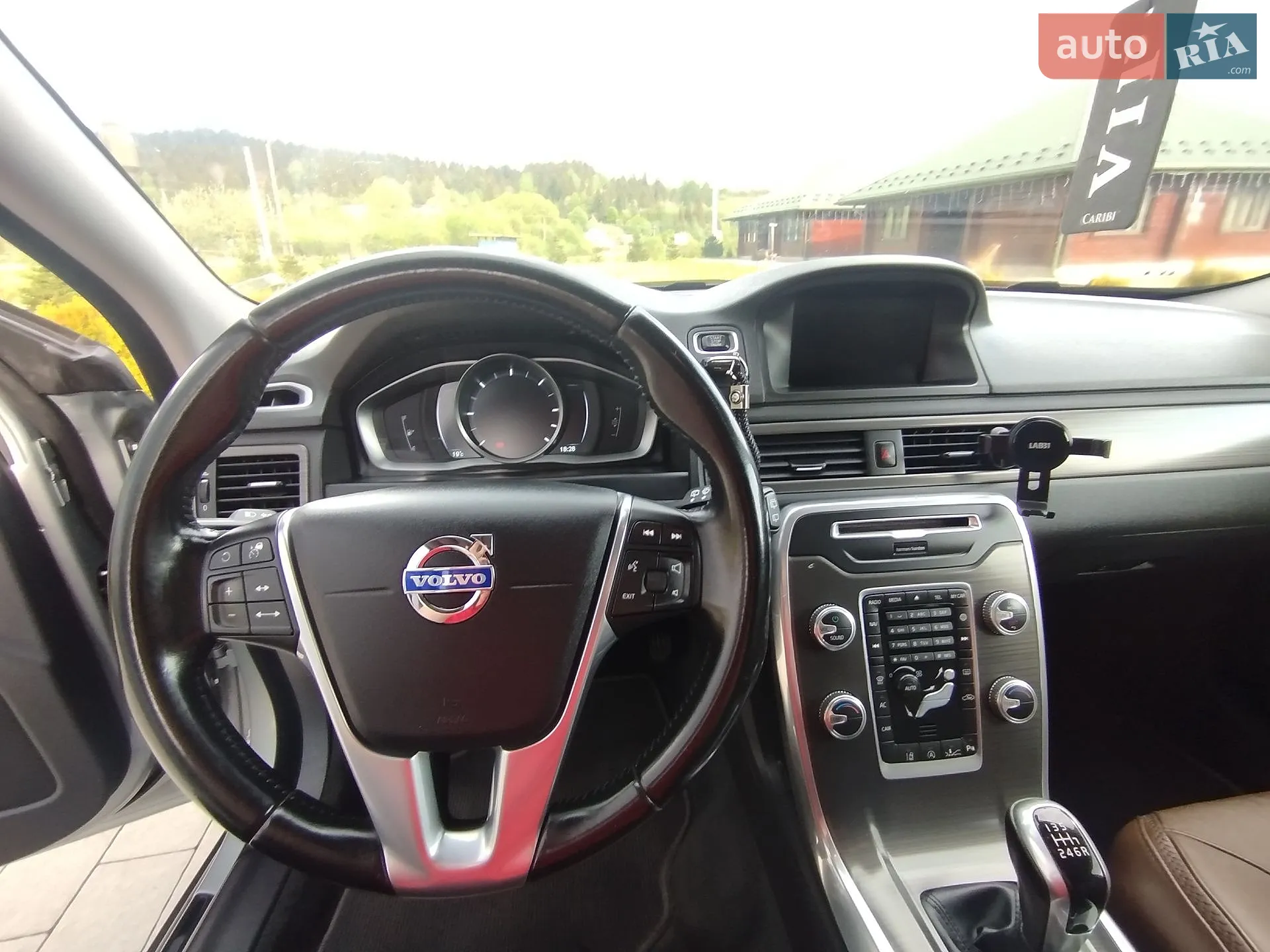 2015 Volvo XC70 - мініатюра 8