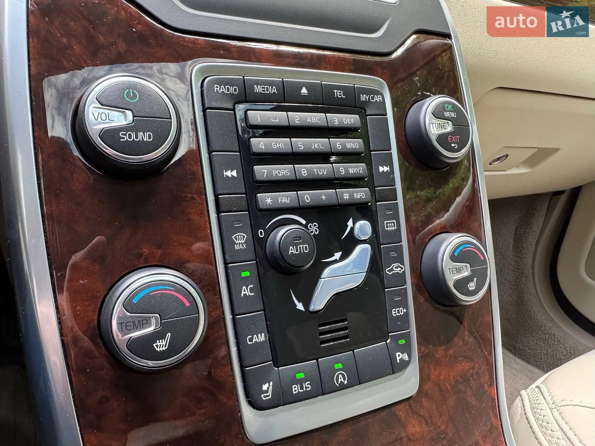 2014 Volvo XC70 - мініатюра 28