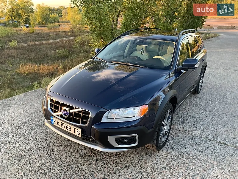 Volvo XC70 2011