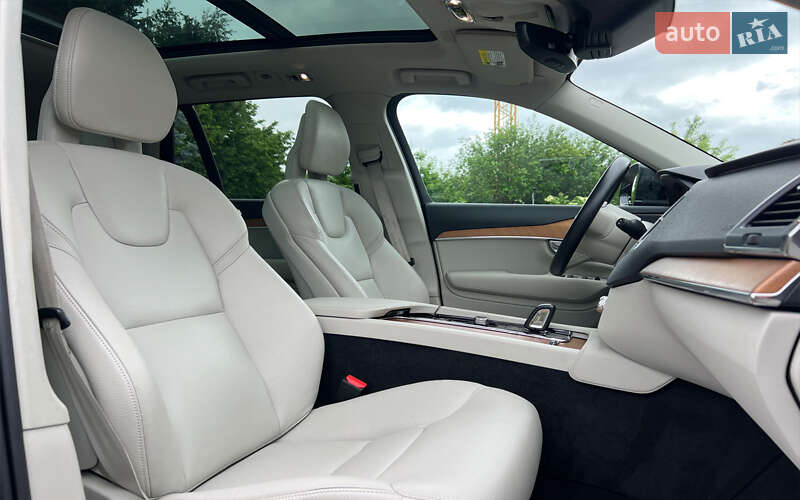 Внедорожник / Кроссовер Volvo XC90 Recharge 2021 в Львове