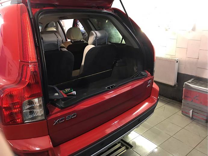 Позашляховик / Кросовер Volvo XC90 2008 в Ірпені