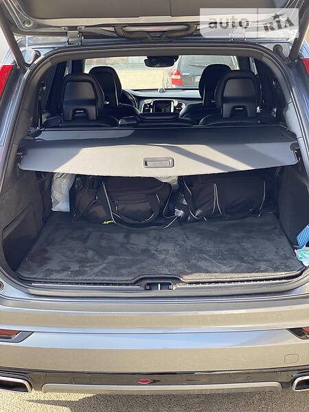 Позашляховик / Кросовер Volvo XC90 2016 в Києві фото 3 Позашляховик / Кросовер Volvo XC90 2016 в Києві