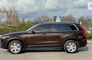 Внедорожник / Кроссовер Volvo XC90 2019 в Киеве