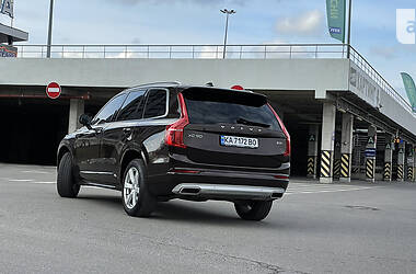 Внедорожник / Кроссовер Volvo XC90 2019 в Киеве