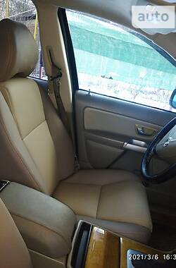 Внедорожник / Кроссовер Volvo XC90 2003 в 