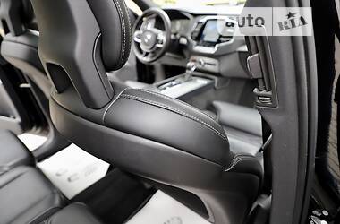 Внедорожник / Кроссовер Volvo XC90 2019 в 