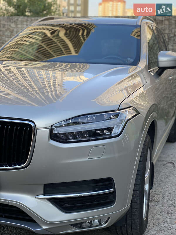 Volvo XC90 2017