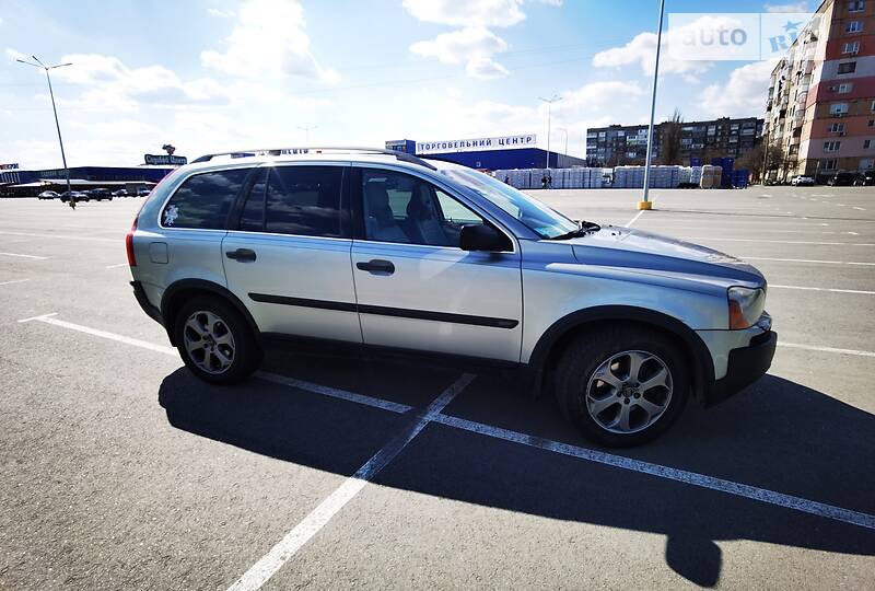 Volvo XC90 2003