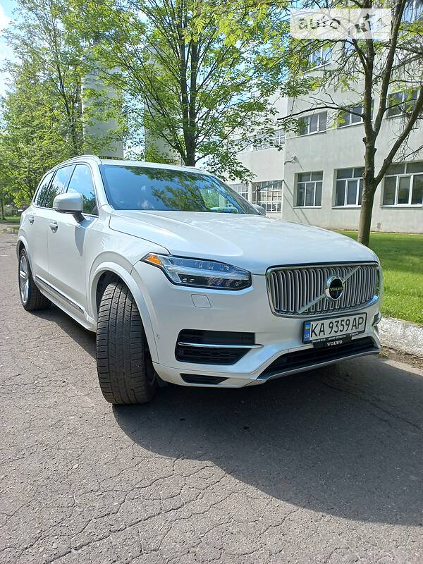 Внедорожник / Кроссовер Volvo XC90 2017 в Киеве