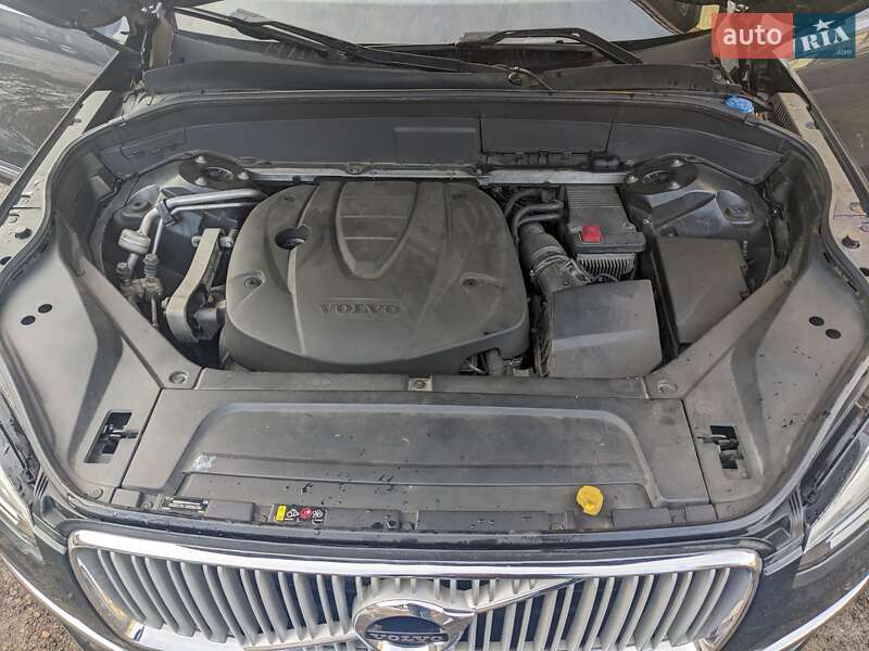 Внедорожник / Кроссовер Volvo XC90 2016 в Снятине