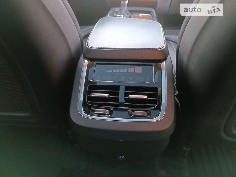 Внедорожник / Кроссовер Volvo XC90 2016 в Львове