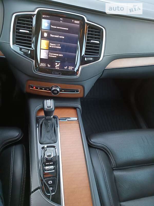 Внедорожник / Кроссовер Volvo XC90 2016 в Львове