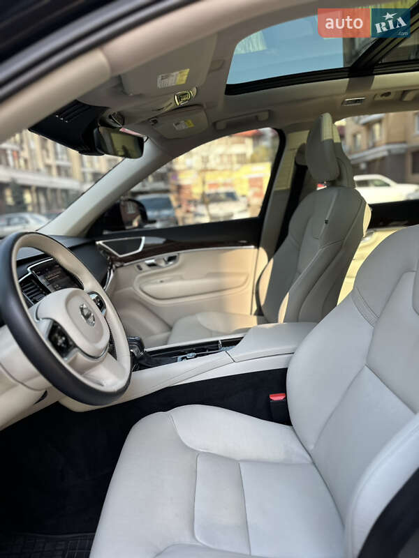 Позашляховик / Кросовер Volvo XC90 2016 в Києві фото 26 Позашляховик / Кросовер Volvo XC90 2016 в Києві
