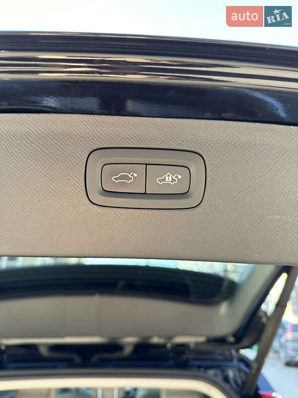 Позашляховик / Кросовер Volvo XC90 2016 в Києві фото 34 Позашляховик / Кросовер Volvo XC90 2016 в Києві