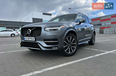 Внедорожник / Кроссовер Volvo XC90 2017 в 